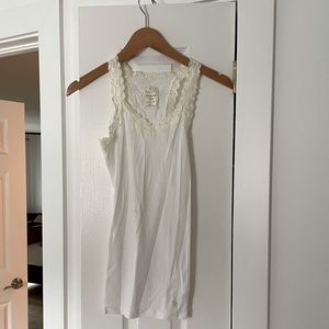 NWT Abercrombie & Fitch white lace racer back, size small